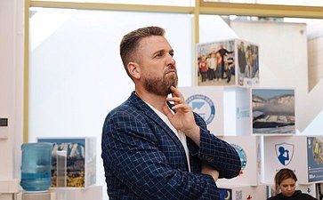 Елена Дягилева познакомила школьников из Брянской и Курской областей с арктическим регионом