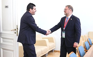 Встреча заместителя Председателя СФ Константина Косачева с заместителем Председателя Национального Народного Собрания Алжирской Народной Демократической Республики. XI Невский международный экологический конгресс