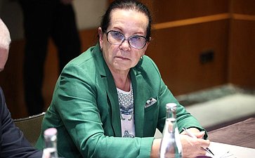 15-й Саммит женщин – председателей парламентов. Встреча Председателя Совета Федерации Валентины Матвиенко с Председателем Великого государственного хурала Монголии Дашзэгвийном Амарбаясгаланом