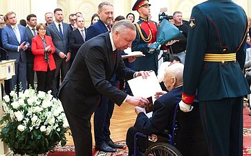 Церемония вручения знаков отличия «Почетный гражданин Санкт-Петербурга» в Мариинском дворце