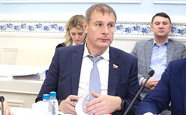 Олег Земцов