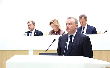 Артур Муравьев