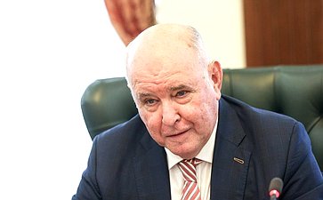 Григорий Карасин