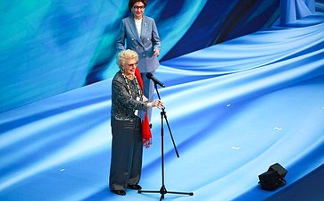 XXVIII Петербургский международный экономический форум (ПМЭФ’25). Показ международного конкурса адаптивной моды «На крыльях»