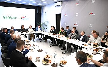 Заместитель Председателя Совета Федерации Инна Святенко приняла участие в совещании на тему «Вовлечение участников СВО в физическую культуру и спорт»