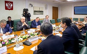 Встреча С. Кисляка с делегацией Комитета по международным делам и национальному объединению Национальной Ассамблеи Республики Корея во главе с председателем Комитета Кан Сок Хо