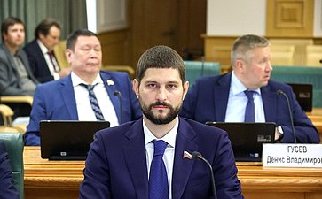 Александр Волошин