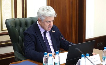 Виктор Бондарев