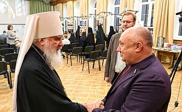 Андрей Базилевский принял участие в открытии художественной фотовыставки о хабаровском монашестве в Москве
