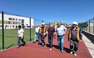 Сергей Михайлов в рамках рабочей поездки проверил ход строительных работ в образовательных организациях Забайкальского края