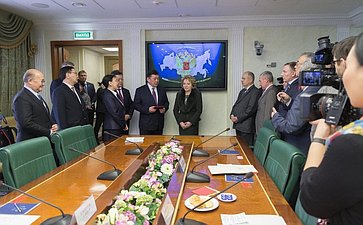 Ильяс Умаханов встретился с заместителем Председателя Великого Государственного Хурала Монголии Миеэгомбо Энхболдом