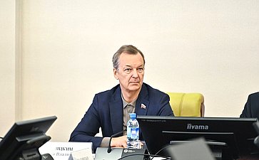 Андрей Яцкин
