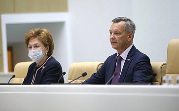 Галина Карелова и Андрей Яцкин