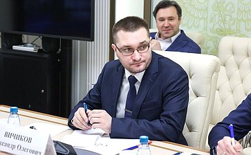 Заместитель Председателя СФ Юрий Воробьев провел совещание по подготовке и проведению российско — белорусского патриотического проекта «Непокорённые»