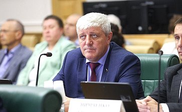 Алексей Наумец