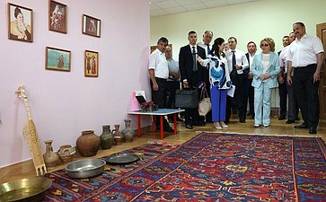 Председатель Совета Федерации Валентина Матвиенко посетила и осмотрела детский сад в Каспийске