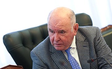 Григорий Карасин