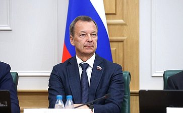 Андрей Яцкин