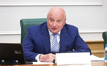Андрей Клишас