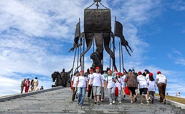 Константин Косачев встретился с участниками культурно-образовательной программы «Здравствуй, Россия!»