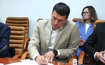 Заседание секции «Цифровая трансформация транспорта» на тему «Электронный документооборот между федеральными органами власти и участниками перевозочного процесса»