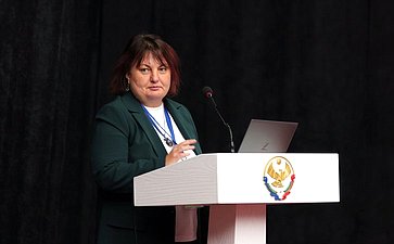 Пленарное заседание «Социально-экономические аспекты развития горных территорий». Принятие итоговой резолюции форума (Горный форум)