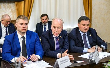 Вячеслав Тимченко провел расширенное заседание по вопросам контрольно-надзорной деятельности в Республике Хакасия