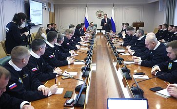 Встреча сенаторов Сергея Рябухина и Алексея Кондратьева с участниками программы «Герои Симбирской земли»