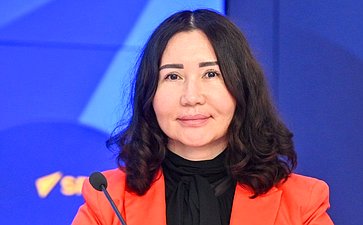 В пресс-центре «Россия сегодня» Галина Карелова приняла участие в пресс-конференции, посвященной итогам работы Совета Евразийского женского форума в период весенней сессии»