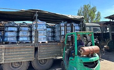 Айрат Гибатдинов принял участие в торжественной церемонии отправки гуманитарной помощи из Ульяновска в Донбасс и Новороссию