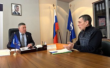 Олег Кувшинников провел личный прием граждан в Вологде