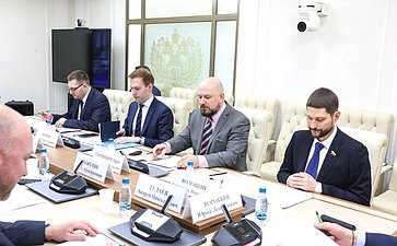 Заместитель Председателя СФ Юрий Воробьев провел совещание по подготовке и проведению российско — белорусского патриотического проекта «Непокорённые»