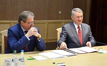 Встреча Ю. Воробьева с М. Мясниковичем и М. Щеткиной