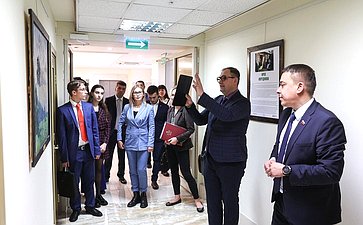 Открытие в Совете Федерации выставки, посвященной 130-летию Аркадия Пластова «Земле Пластова. Прислониха»
