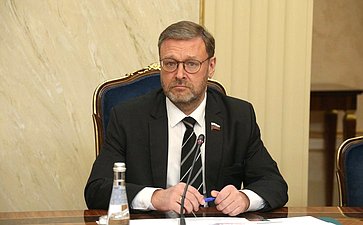 Заместитель Председателя Совета Федерации Константин Косачев