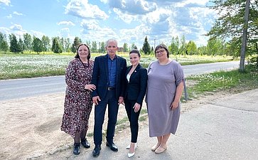 Ирина Кожанова с рабочим визитом посетила Духовщинский район Смоленской области