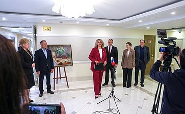 В Совете Федерации открылась выставка «Любовь к Родине дыша»
