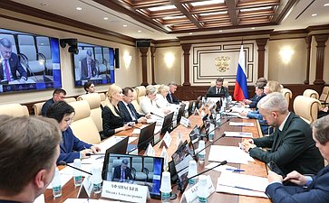 Круглый стол Комитета СФ по конституционному законодательству и государственному строительству «Реформа нотариата: вопросы нормативно-правового регулирования нотариальной деятельности»