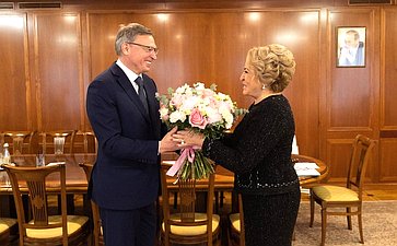 В рамках Дней Омской области Председатель СФ Валентина Матвиенко провела встречу с руководством региона