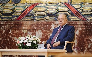Лилия Гумерова приняла участие в торжественной церемонии посвящения в студенты первокурсников МГУ имени М. В. Ломоносова