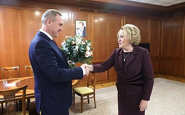 Валентина Матвиенко провела встречу с губернатором Ханты-Мансийского автономного округа – Югры Русланом Кухаруком