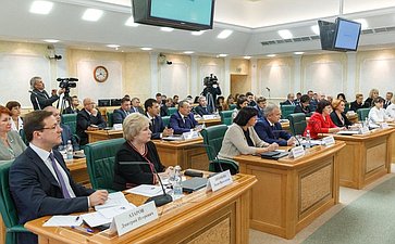 Встреча с сенаторами-1 Азаров, Антонова