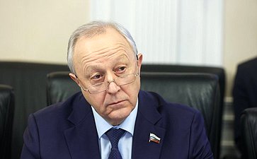 Валерий Радаев