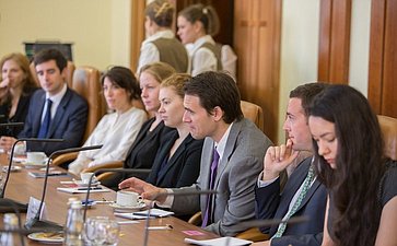 Александр Торшин провел встречу с делегацией молодых специалистов из США и Великобритании