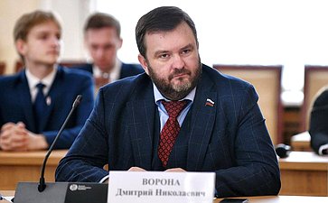 Дмитрий Ворона