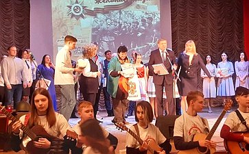Нина Куликовских приняла участие в организации в регионе 8-го Фестиваля патриотической песни «В песнях военных желание жизни»