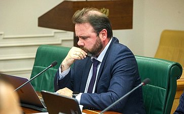Заседание Совета по развитию транспортного комплекса в субъектах РФ при Совете Федерации