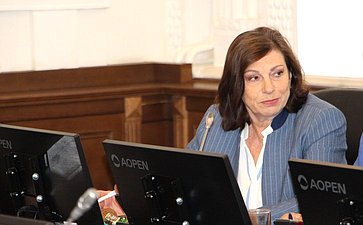Совещание Комитета СФ по Регламенту и организации парламентской деятельности совместно с Комиссией СФ по мониторингу законодательства РФ
 в сфере государственного контроля (надзора) и муниципального контроля в РФ