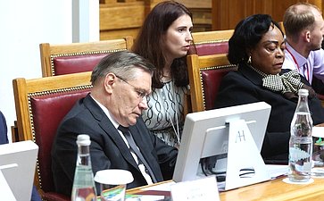 Пленарное заседание XI Невского международного экологического конгресса