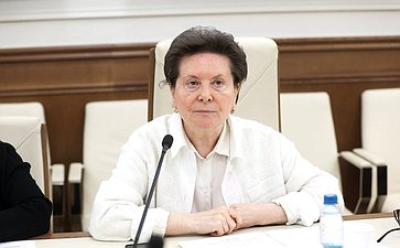 Наталья Комарова